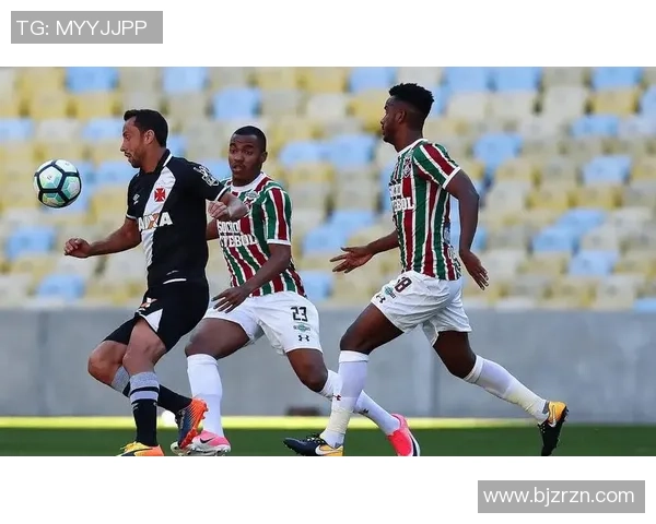 瓦斯科达迦马主帅盛赞库蒂尼奥勤奋训练称罗马里奥是球队绝对核心